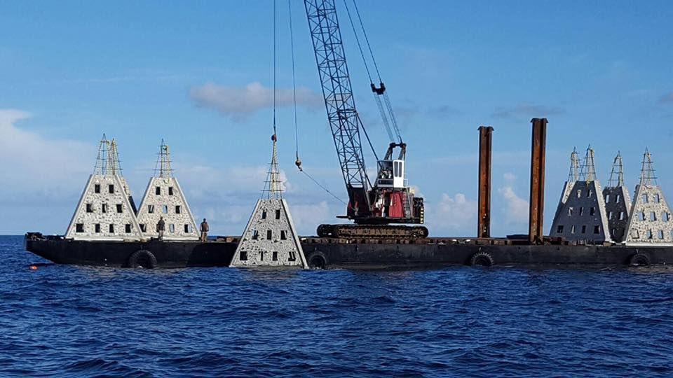 Reefmaker Ship Offloading
